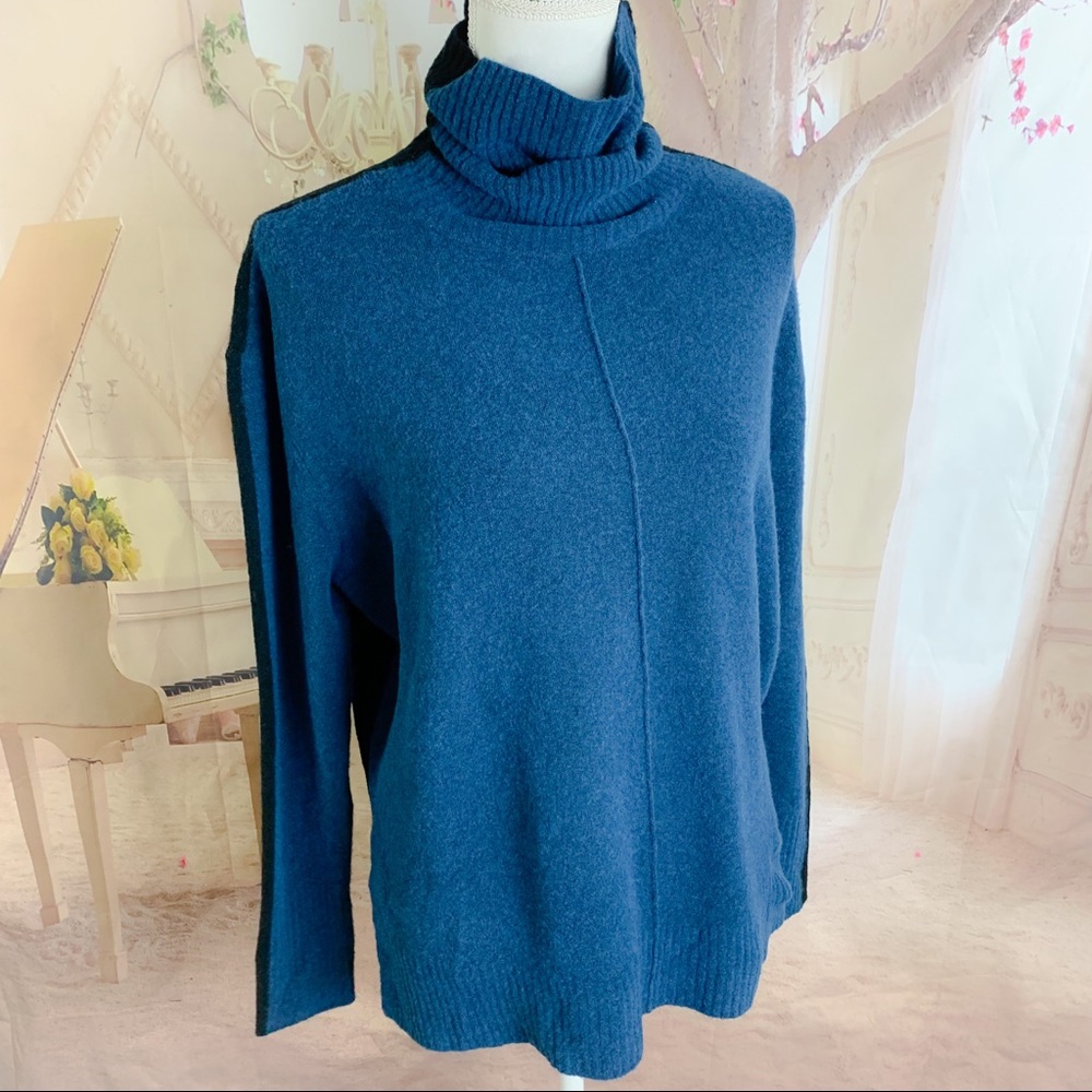 SOLD Athleta Transit Color block Wool Turtleneck Sweater - Picture 5 of 11